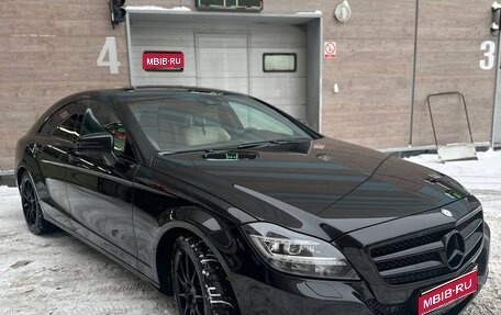 Mercedes-Benz CLS, 2011 год, 2 100 000 рублей, 1 фотография