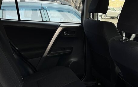 Toyota RAV4, 2013 год, 2 180 000 рублей, 5 фотография
