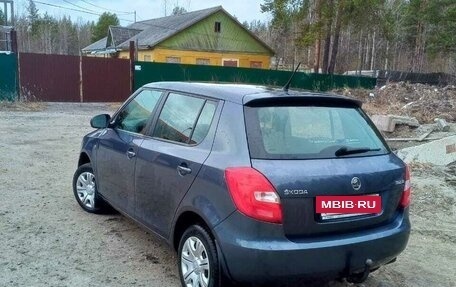 Skoda Fabia II, 2013 год, 900 000 рублей, 7 фотография