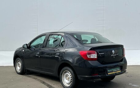 Renault Logan II, 2018 год, 825 000 рублей, 8 фотография