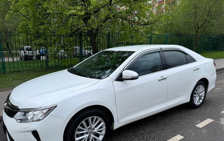 Toyota Camry, 2015 год, 2 070 000 рублей, 4 фотография