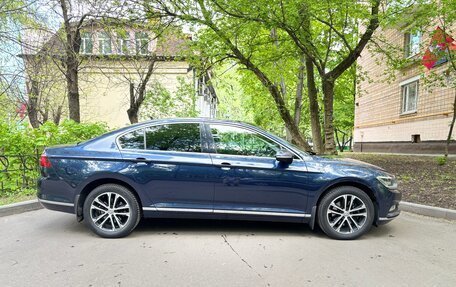 Volkswagen Passat B8 рестайлинг, 2015 год, 1 720 000 рублей, 4 фотография