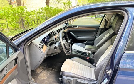 Volkswagen Passat B8 рестайлинг, 2015 год, 1 720 000 рублей, 11 фотография