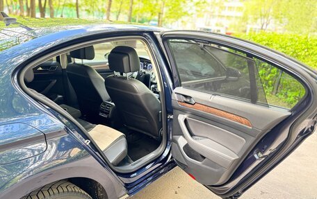 Volkswagen Passat B8 рестайлинг, 2015 год, 1 720 000 рублей, 15 фотография