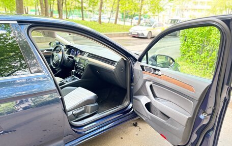 Volkswagen Passat B8 рестайлинг, 2015 год, 1 720 000 рублей, 13 фотография