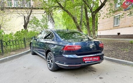 Volkswagen Passat B8 рестайлинг, 2015 год, 1 720 000 рублей, 7 фотография