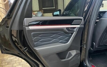 Volkswagen Touareg III, 2021 год, 5 500 000 рублей, 14 фотография