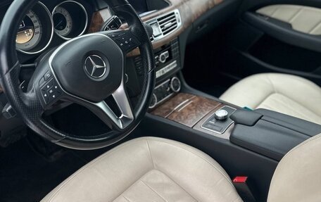 Mercedes-Benz CLS, 2011 год, 2 100 000 рублей, 9 фотография