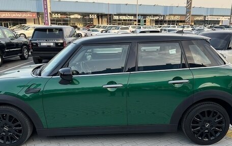 MINI Countryman II (F60), 2022 год, 2 905 000 рублей, 3 фотография
