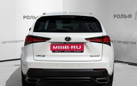 Lexus NX I, 2018 год, 3 425 000 рублей, 6 фотография