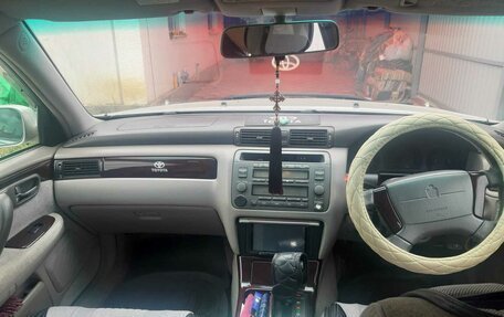 Toyota Crown, 2001 год, 1 140 000 рублей, 8 фотография