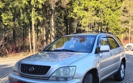 Lexus RX IV рестайлинг, 2001 год, 895 000 рублей, 7 фотография