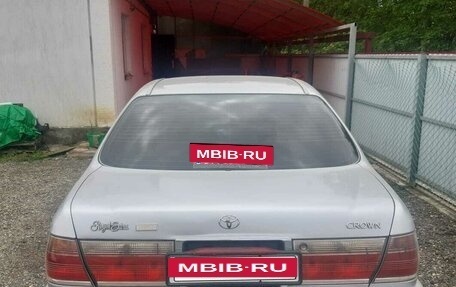 Toyota Crown, 2001 год, 1 140 000 рублей, 2 фотография