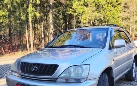 Lexus RX IV рестайлинг, 2001 год, 895 000 рублей, 15 фотография
