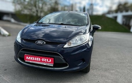 Ford Fiesta, 2009 год, 700 000 рублей, 2 фотография