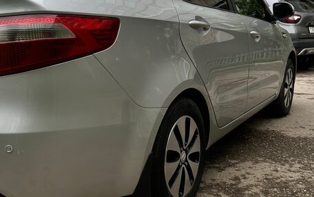 KIA Rio III рестайлинг, 2013 год, 860 000 рублей, 7 фотография