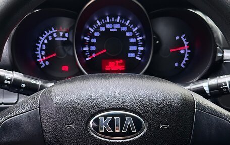 KIA Rio III рестайлинг, 2013 год, 860 000 рублей, 13 фотография