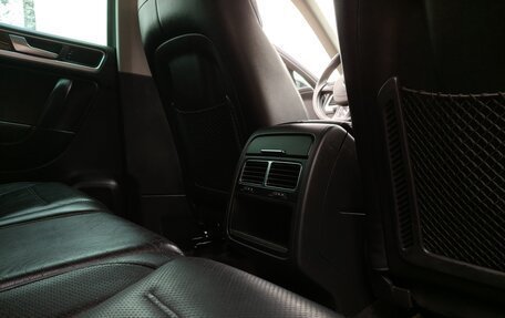 Volkswagen Touareg III, 2010 год, 2 000 000 рублей, 18 фотография