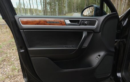 Volkswagen Touareg III, 2010 год, 2 000 000 рублей, 9 фотография