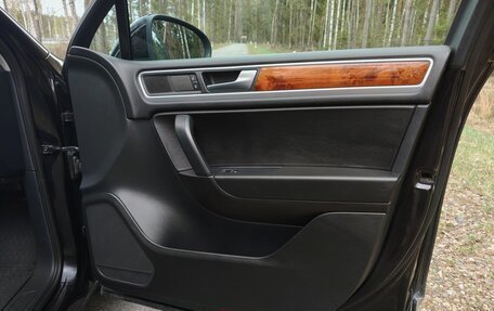 Volkswagen Touareg III, 2010 год, 2 000 000 рублей, 19 фотография
