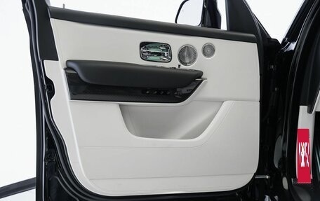 Rolls-Royce Cullinan, 2025 год, 85 000 000 рублей, 7 фотография