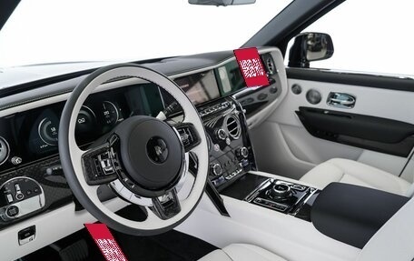 Rolls-Royce Cullinan, 2025 год, 85 000 000 рублей, 6 фотография
