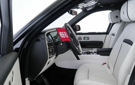 Rolls-Royce Cullinan, 2025 год, 85 000 000 рублей, 8 фотография