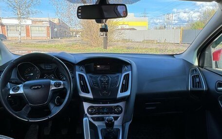 Ford Focus III, 2011 год, 650 000 рублей, 2 фотография