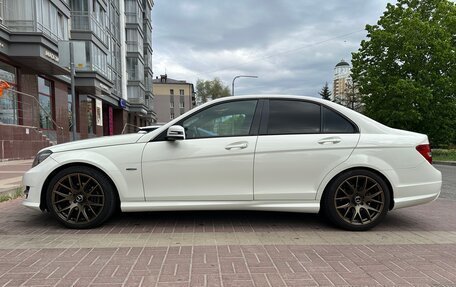 Mercedes-Benz C-Класс, 2012 год, 1 500 000 рублей, 3 фотография