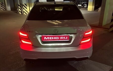 Mercedes-Benz C-Класс, 2012 год, 1 500 000 рублей, 12 фотография