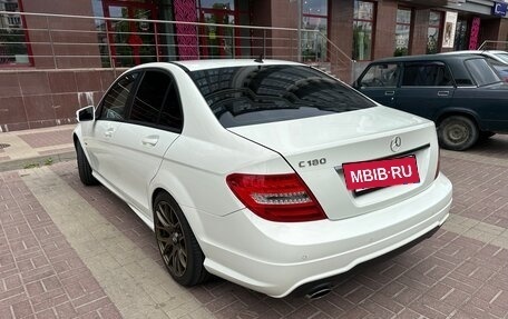 Mercedes-Benz C-Класс, 2012 год, 1 500 000 рублей, 10 фотография