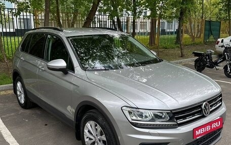 Volkswagen Tiguan II, 2020 год, 2 500 000 рублей, 5 фотография