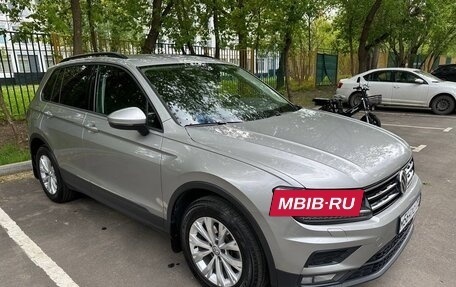 Volkswagen Tiguan II, 2020 год, 2 500 000 рублей, 2 фотография