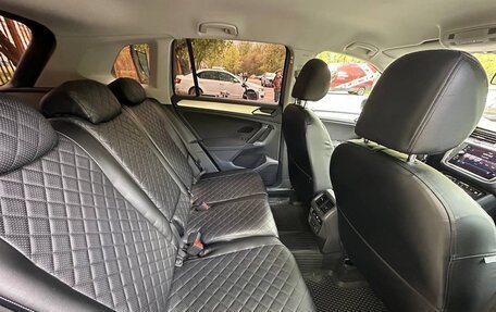 Volkswagen Tiguan II, 2020 год, 2 500 000 рублей, 21 фотография