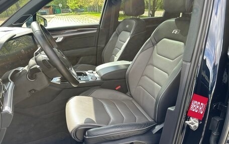 Volkswagen Touareg III, 2019 год, 6 195 000 рублей, 18 фотография