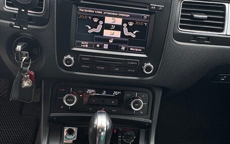 Volkswagen Touareg III, 2012 год, 2 200 000 рублей, 8 фотография