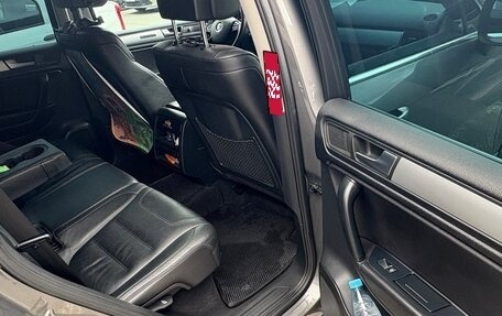 Volkswagen Touareg III, 2012 год, 2 200 000 рублей, 13 фотография