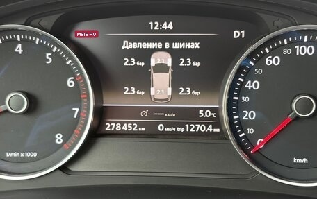 Volkswagen Touareg III, 2012 год, 2 200 000 рублей, 17 фотография