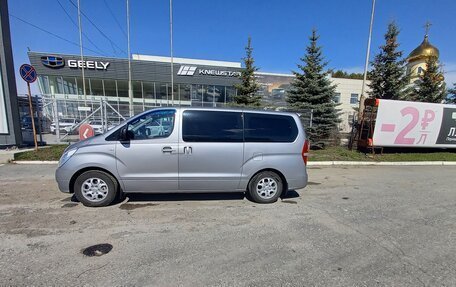 Hyundai Grand Starex Grand Starex I рестайлинг 2, 2015 год, 2 600 000 рублей, 8 фотография