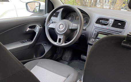 Volkswagen Polo VI (EU Market), 2012 год, 650 000 рублей, 7 фотография