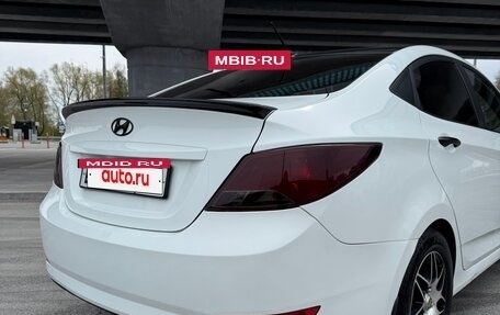 Hyundai Solaris II рестайлинг, 2015 год, 1 250 000 рублей, 18 фотография