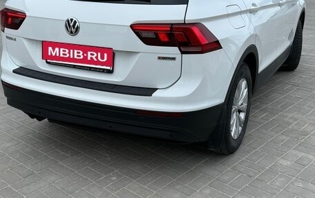 Volkswagen Tiguan II, 2020 год, 2 850 000 рублей, 2 фотография