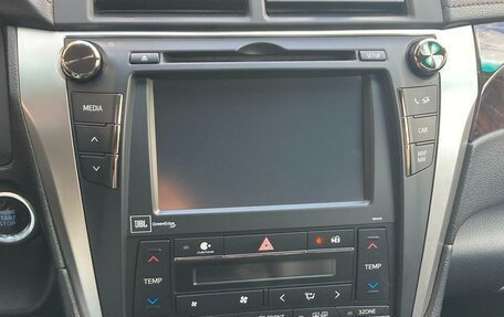 Toyota Camry, 2016 год, 2 200 000 рублей, 4 фотография