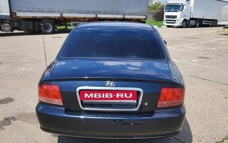Hyundai Sonata IV рестайлинг, 2005 год, 800 000 рублей, 6 фотография