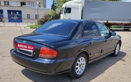 Hyundai Sonata IV рестайлинг, 2005 год, 800 000 рублей, 3 фотография