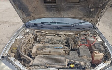 Mazda Familia, 2000 год, 300 000 рублей, 10 фотография