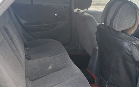 Mazda Familia, 2000 год, 300 000 рублей, 8 фотография