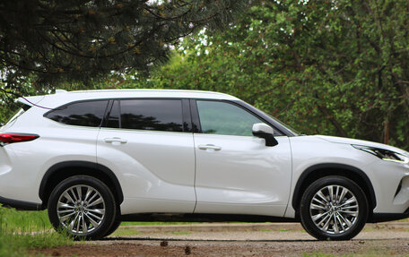 Toyota Highlander, 2025 год, 5 850 000 рублей, 2 фотография