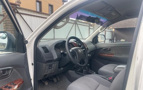 Toyota Hilux VII, 2013 год, 1 370 000 рублей, 7 фотография