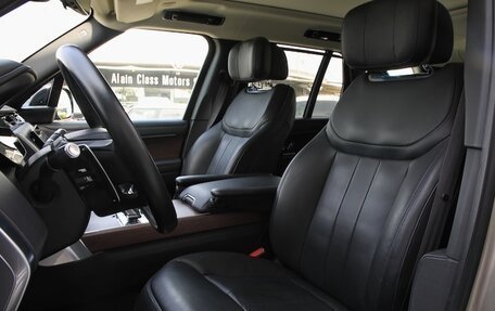 Land Rover Range Rover IV рестайлинг, 2022 год, 17 910 000 рублей, 9 фотография